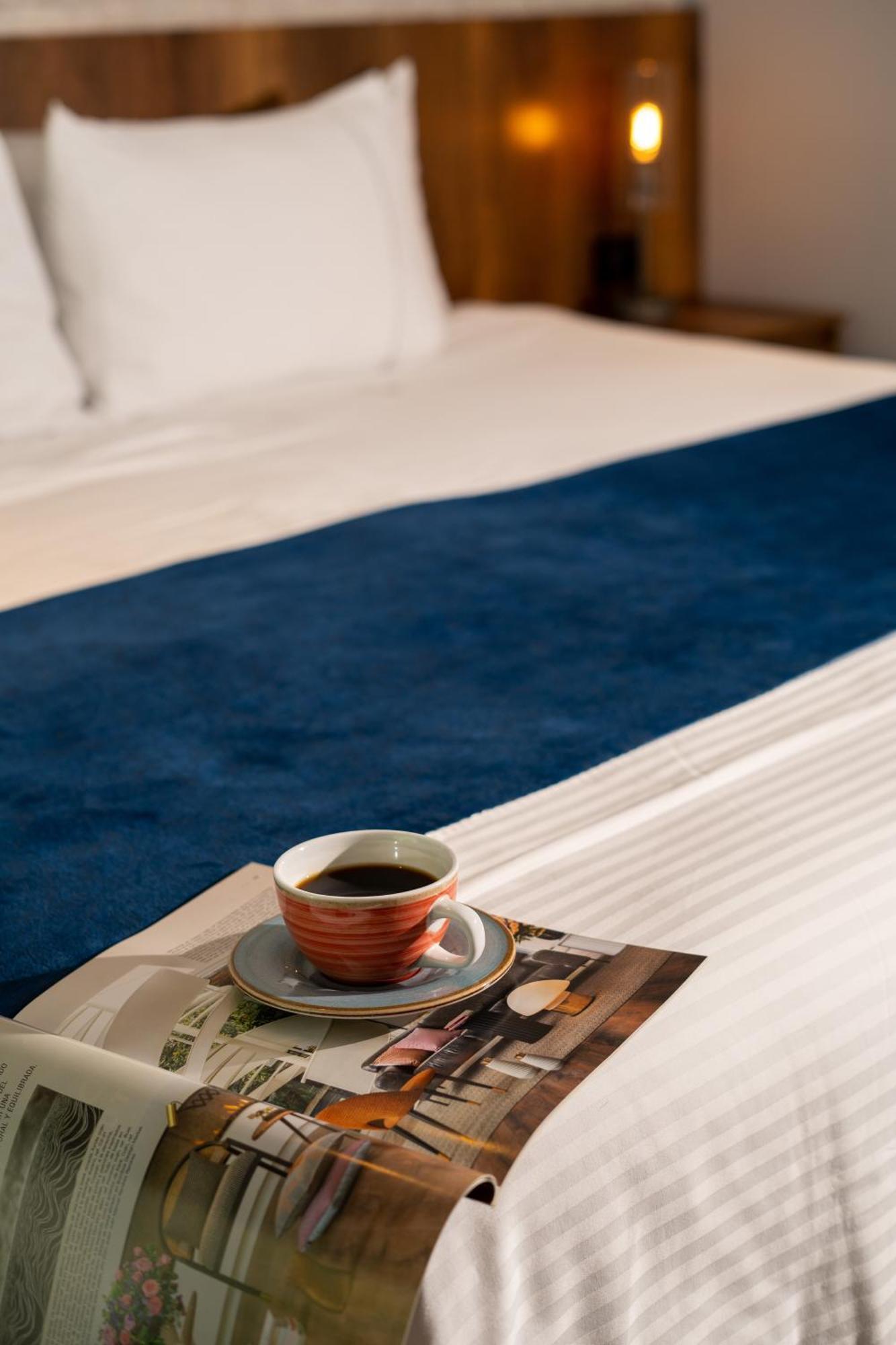 Café Hotel Medellín Extérieur photo